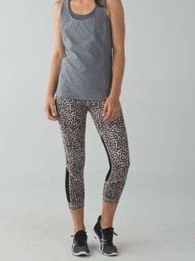 Lululemon Pace Rival Crop | Ace Spot Grain Black | Size 10 | Mesh Panels